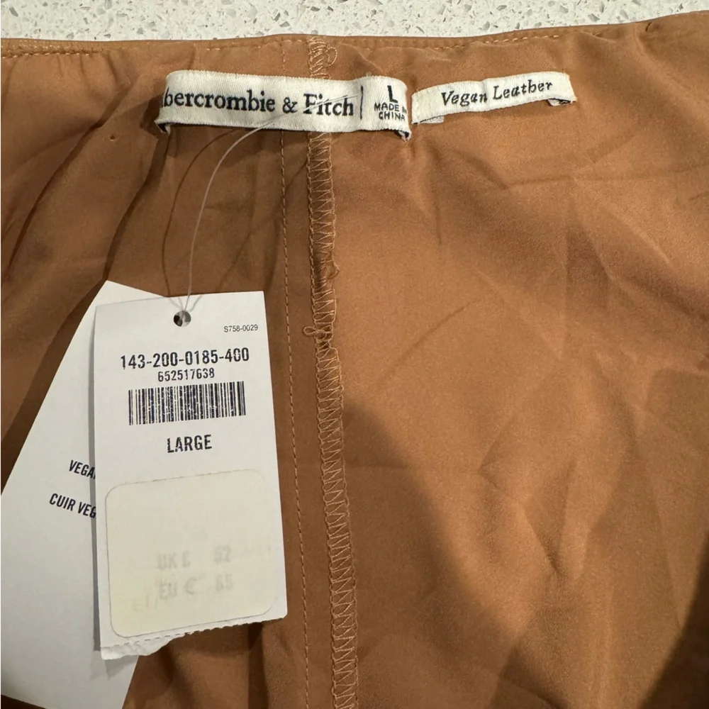 Abercrombie & Fitch Camel Leather Skort - Picture 2 of 8